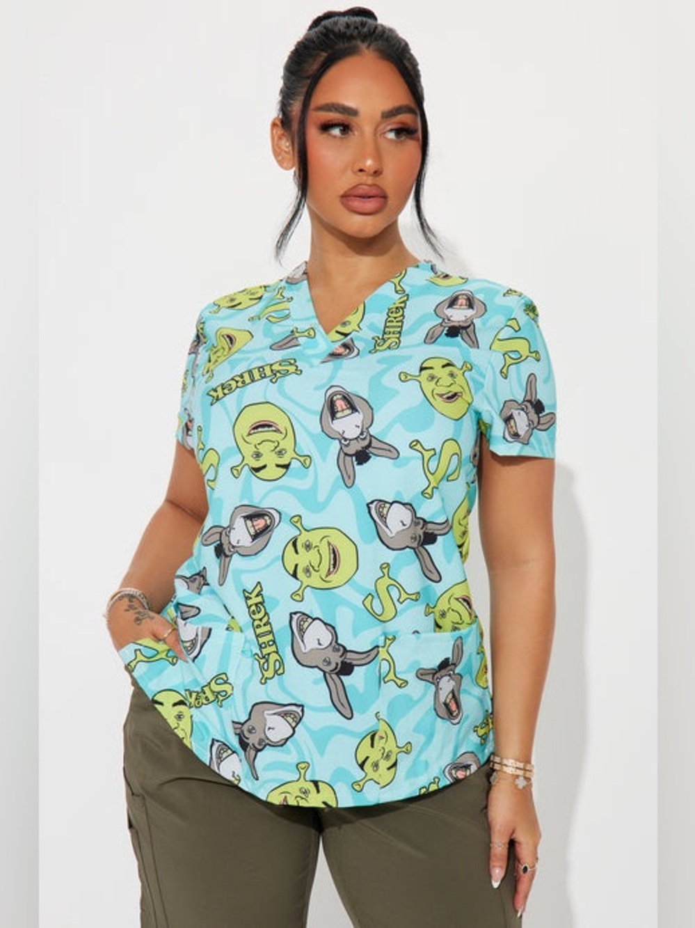 Shrek Print Light Blue V-Neck Women’s Scrub Top Size Medium
